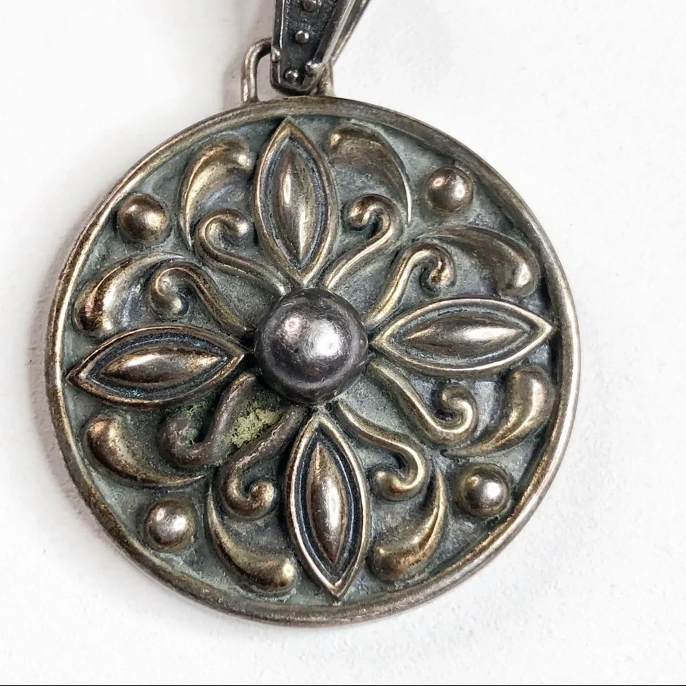 MWS Mexico Sterling Silver Floral Design Pendant - Picture 2 of 6